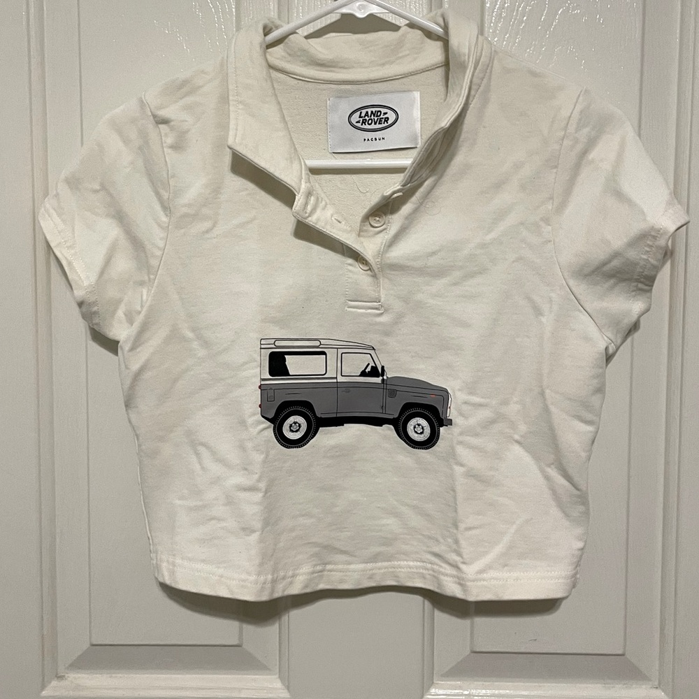 PacSun cropped land rover collared top